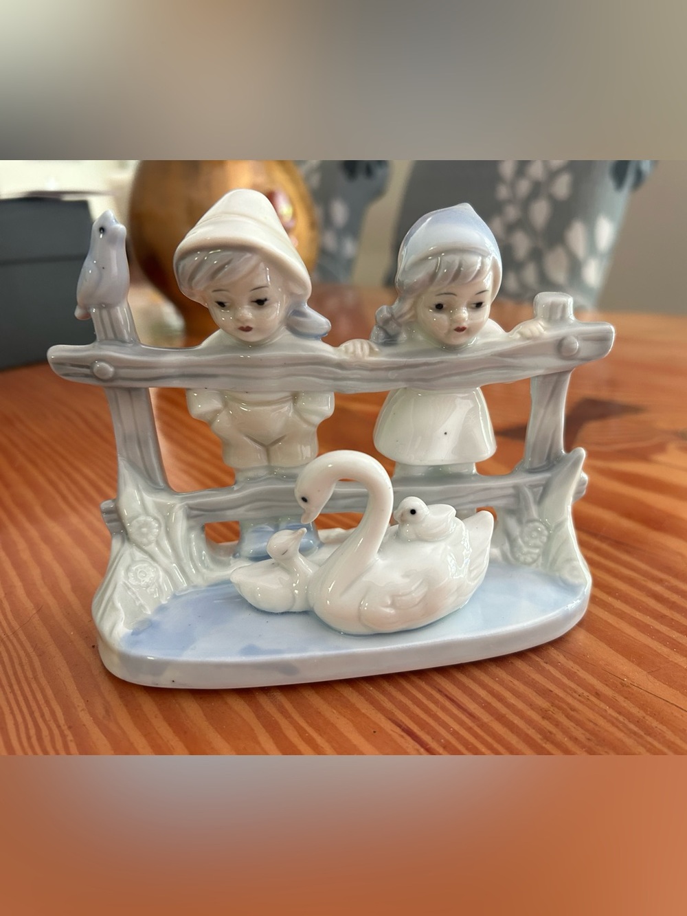ArtMark Dutch Swan and Children Figurine - White and Blue